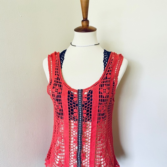 Daytrip Front Crochet Tank Top Red Size Large - Picture 3 of 7